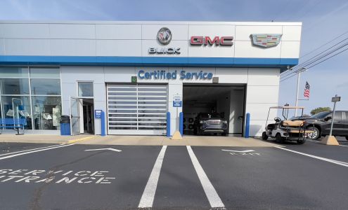 Bob Poynter GM Service Seymour