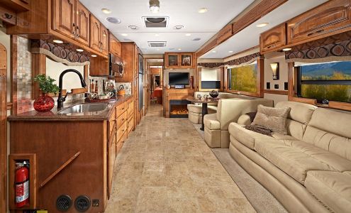 Holland Motor Homes & Bus Company