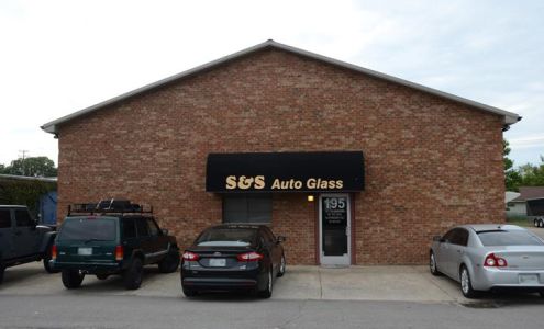 S & S Auto Glass & Tint