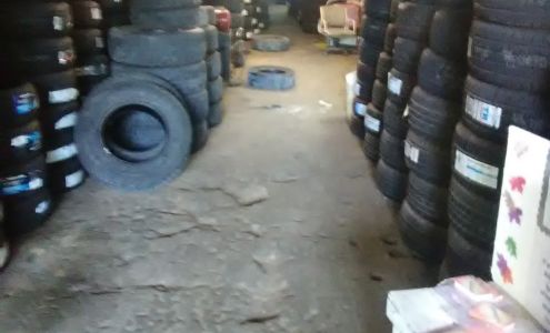 Willard's Tire Barn