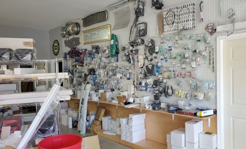 Huey's Classic Car Parts