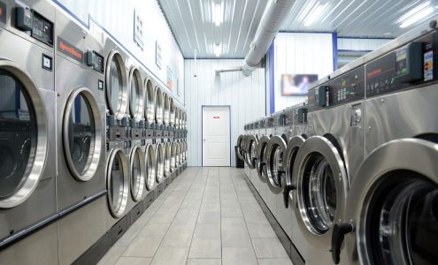 Wash World Laundromat & Car Wash