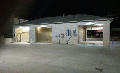 Super Sides Car Wash Hiawatha