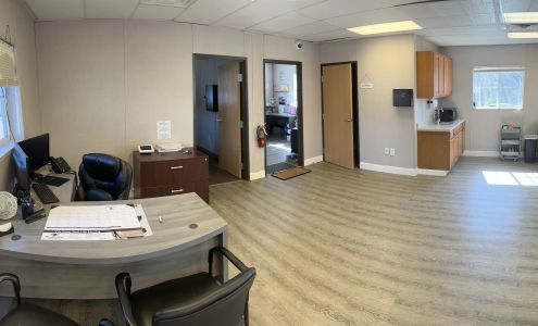 Platinum Auto & Truck Center