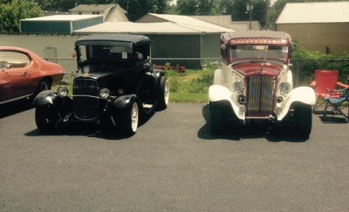 Humpin' Hill Street Rods Boston