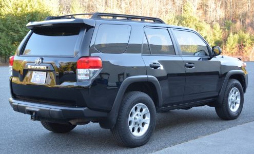 Johnny's Body Shop Zionville