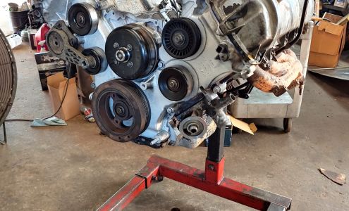 Wink's Auto Engines & Garage