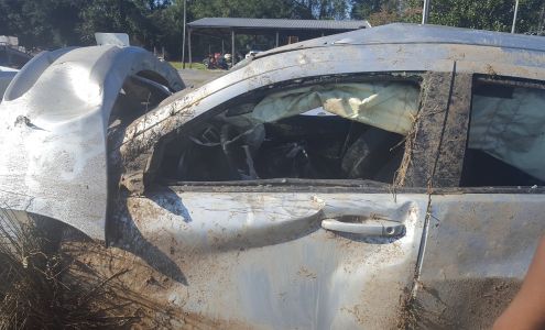 A & R Auto Rebuilders