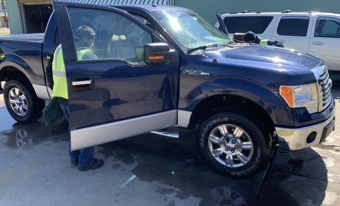 Billy Bob's Full Services Car Wash