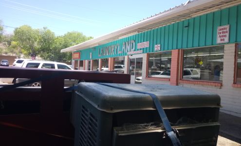 Laundryland Hudson St.