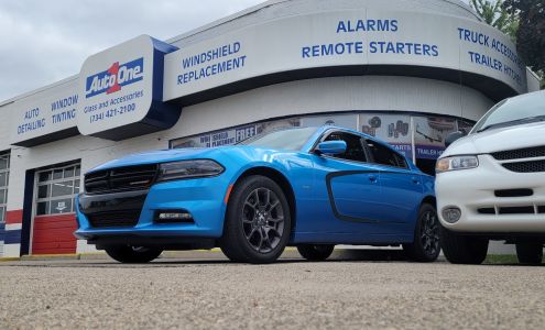 Auto One Glass & Accessories