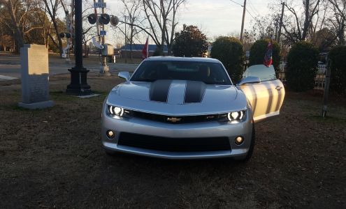 Purvis' Paint & Body Shop Pitts