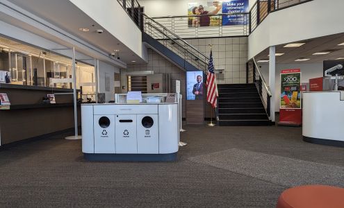 Bank of America (with Drive-thru ATM) Hazelwood