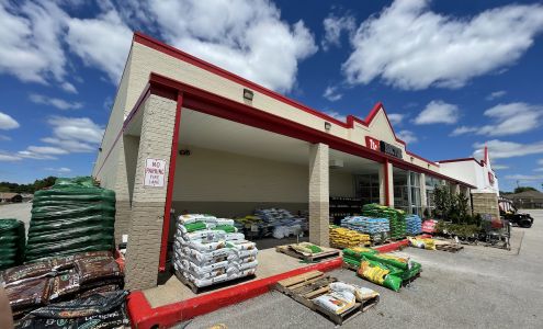 Tractor Supply Belton