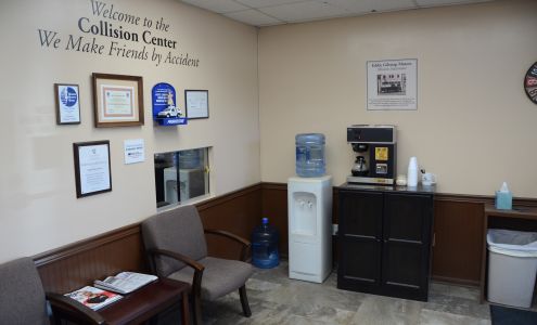 Eddie Gilstrap Body Shop