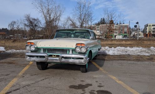 Bailey Spring & Chassis Essex