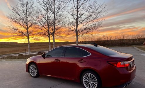 Big Red Auto Glass Inc