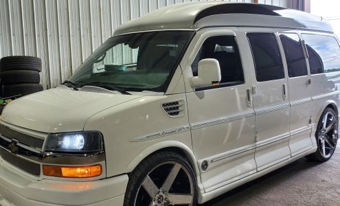 In & Out Automotive South Chicago Heights