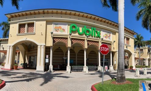 Publix Pharmacy at Mercado Real