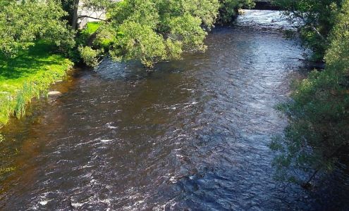 Warehouse Coinwash & Carwash