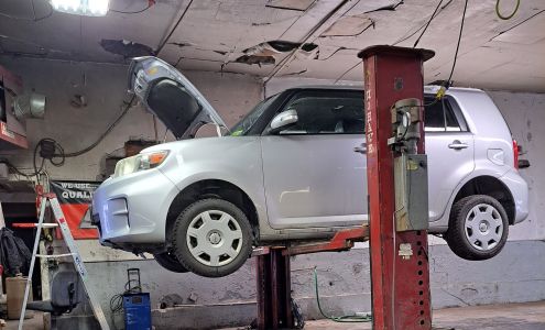 Jolee's Garage Shoreham