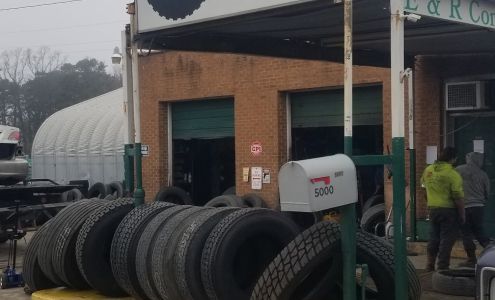 E & R Commercial Tire