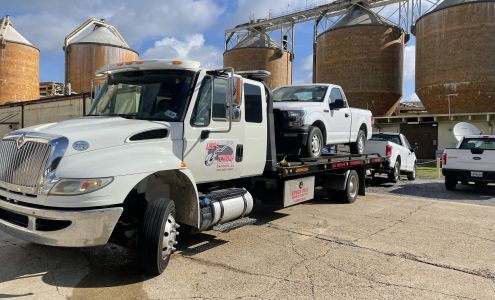 Lee's Towing
