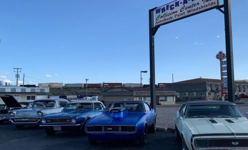 Wreck-A-Mend Collisions Center
