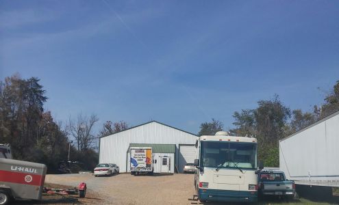 Crossville RV Frame & Body