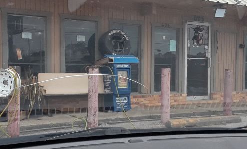 TW Tires Shop & More