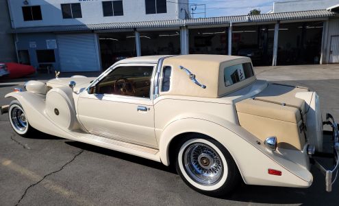 Lucas Auto Center LLC