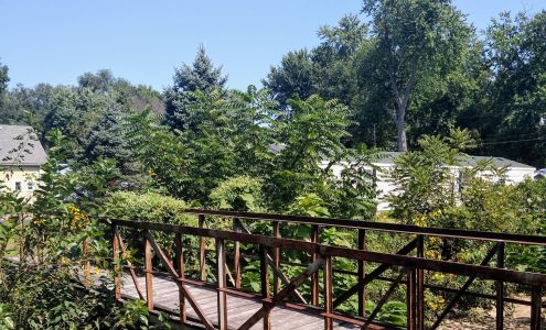 Payton's Upholstery 233 N 9th St, Clinton Indiana 47842