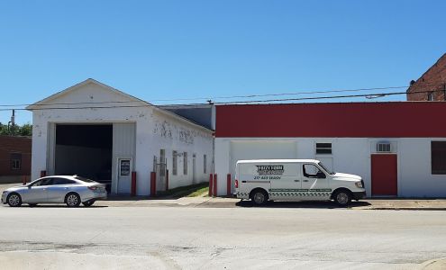 Fuzzy Foam Carpet Cleaning and Car Wash 138 E Wood St, Paris Illinois 61944