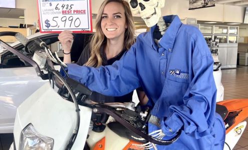 Laramie GM Auto Center Tint