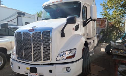 Dave's Auto Paint & Body Shop