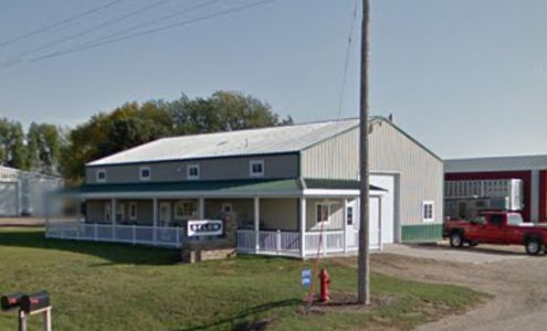 Below Auto Body Hubbard