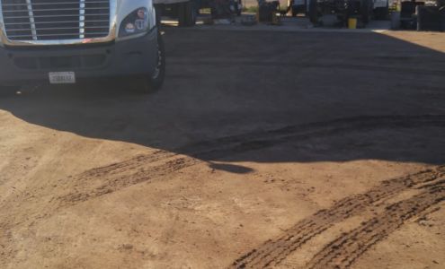 Mias Mobile Truck Repair and Towing