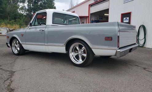 Thompson Auto Body Olin