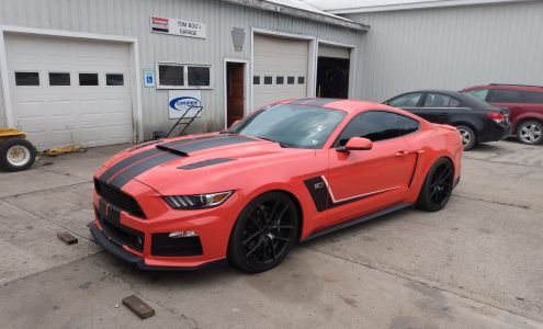 Tom Bolt's Garage Granville Summit