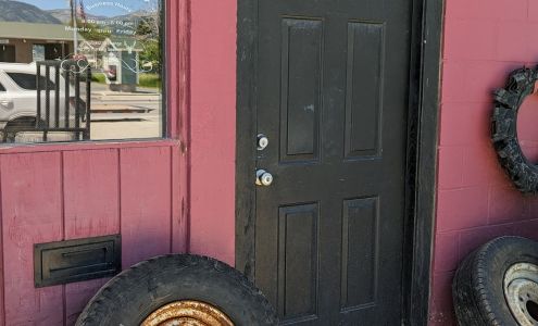 PJ'S TIRE AND WHEEL Thayne