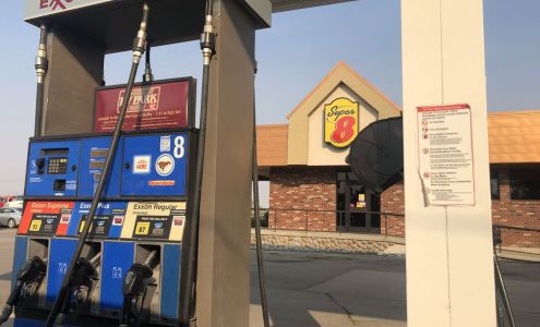 Tom's Super Services Conrad