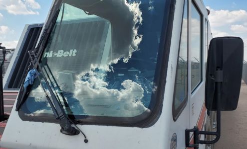 HAPPY WINDSHIELD by Windshields Etc