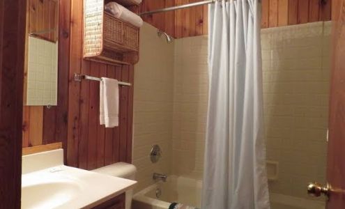 Eagle Nest Cabins & Marina Eagle Nest