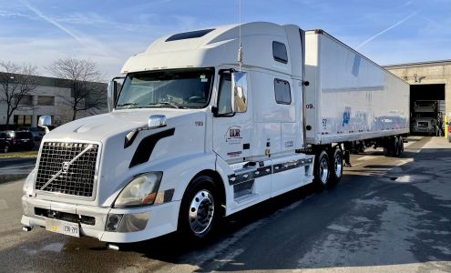 Professional Truck Washing