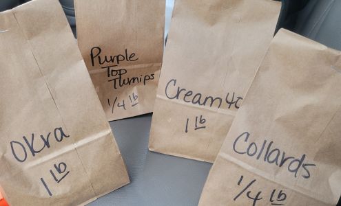 Cash & Carry Feeds Whigham