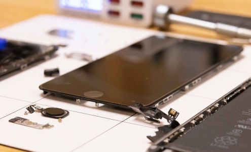 CellOn Cell Phone Repair Victoria Mall