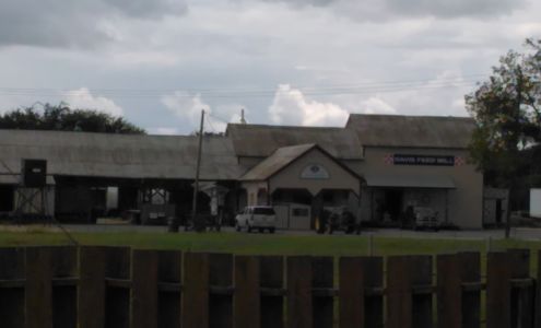 Davis Feed Mill Hico