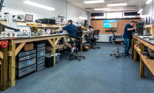 Gadgets Unplugged - Cell Phone & Computer Repair