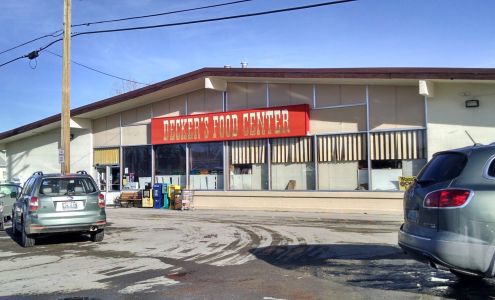 Decker's Market Lusk