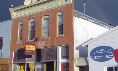 Red Ants Pants LLC White Sulphur Springs